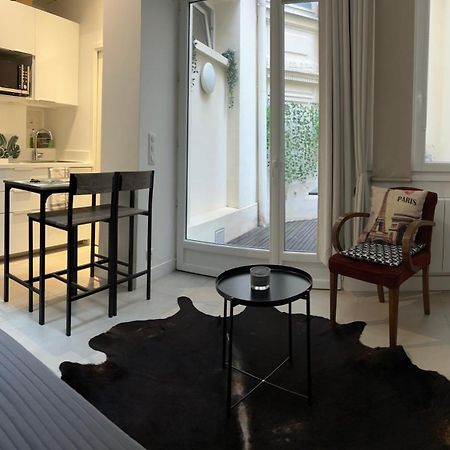 Charmant Studio Au Coeur De Paris Bagian luar foto