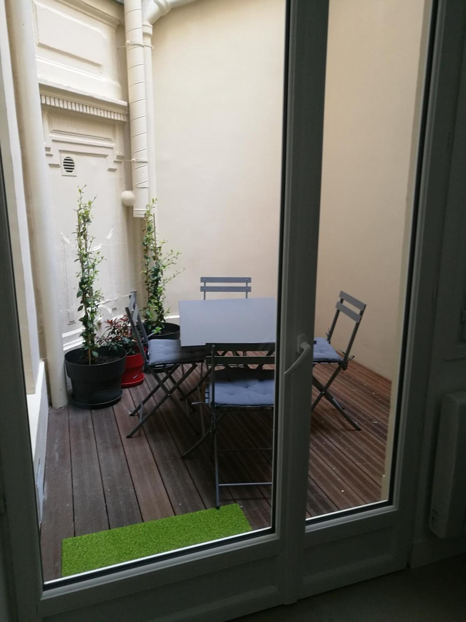 Charmant Studio Au Coeur De Paris Bagian luar foto