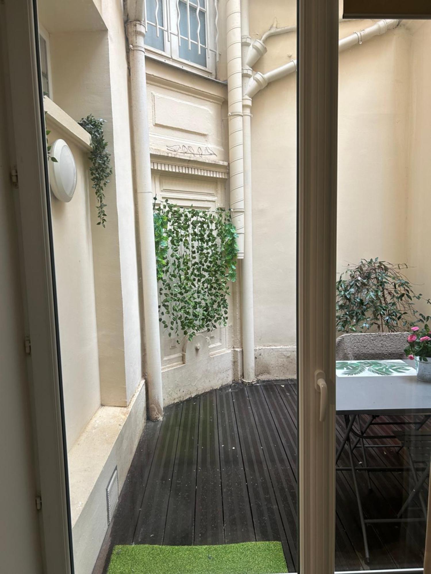 Charmant Studio Au Coeur De Paris Bagian luar foto