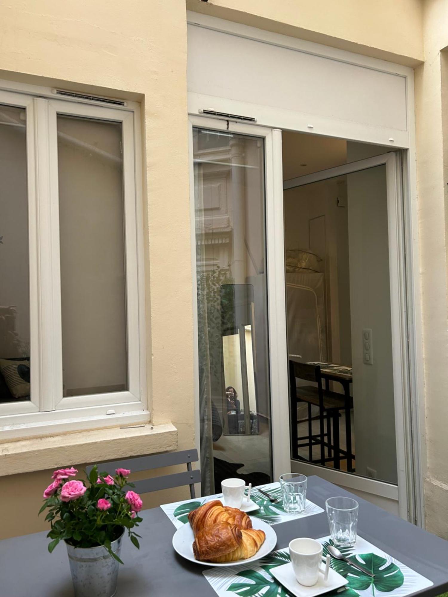 Charmant Studio Au Coeur De Paris Bagian luar foto